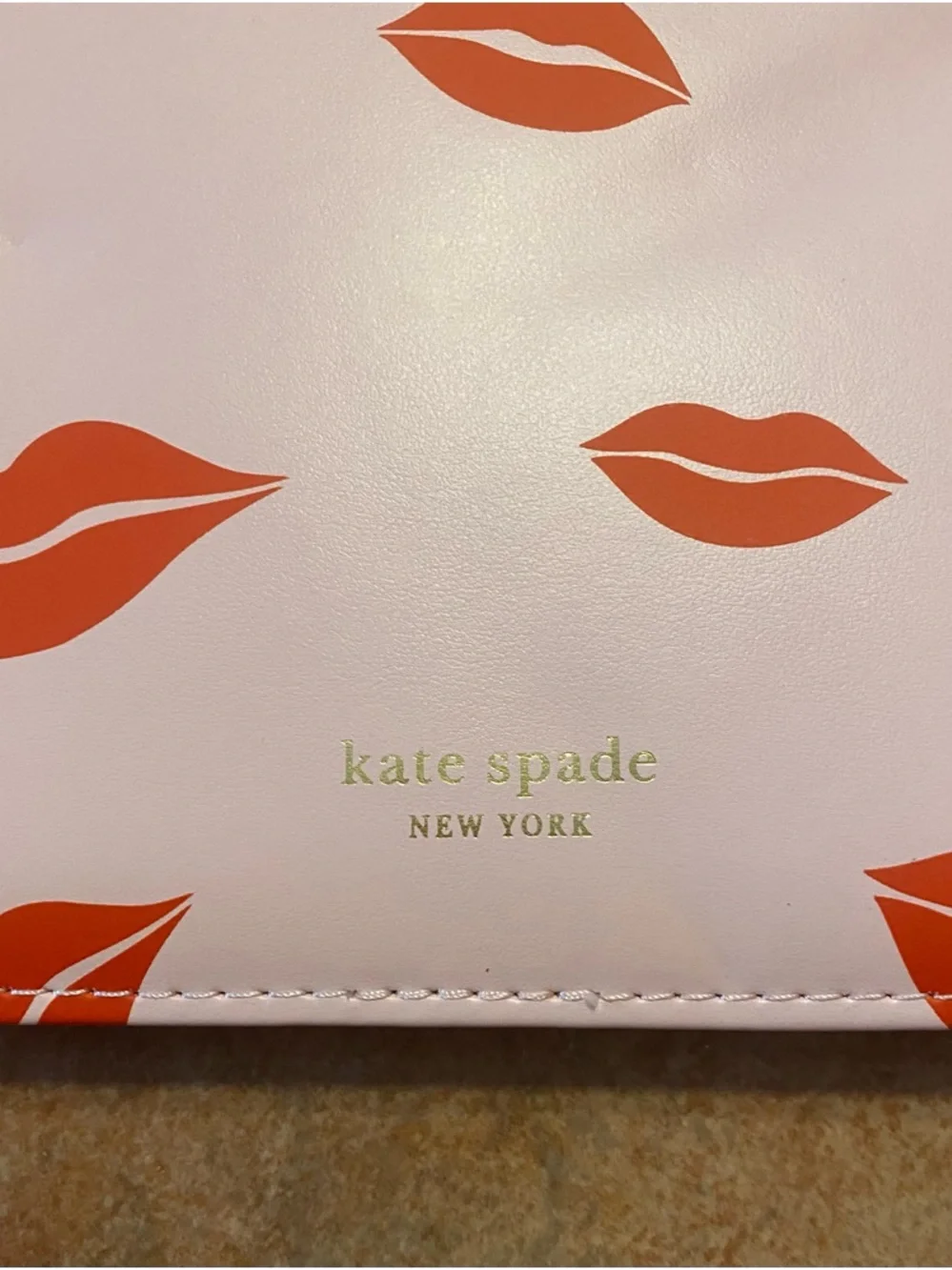 Kate Spade New York Lips Notepad Folio New❣️💋💋💋